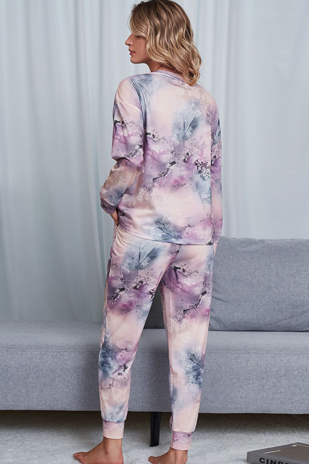 Tyra Tie-dye Polyester Blend Long Sleeve Top and Joggers Two Piece Lounge Set (Multicolor)