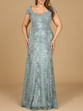 Fitted Lace Mermaid Gown