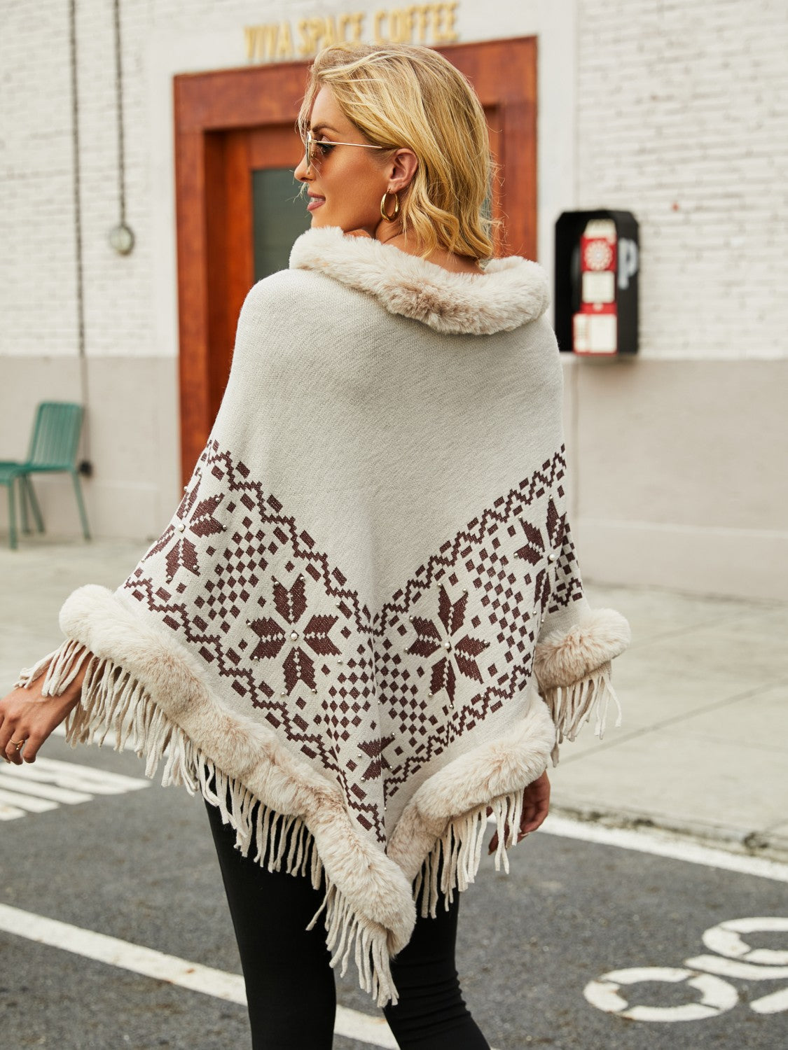 Monah Paloma Acrylic Blend Pretty-n-Plush Fringe Geometric Cape Sleeve Poncho (Multicolor)