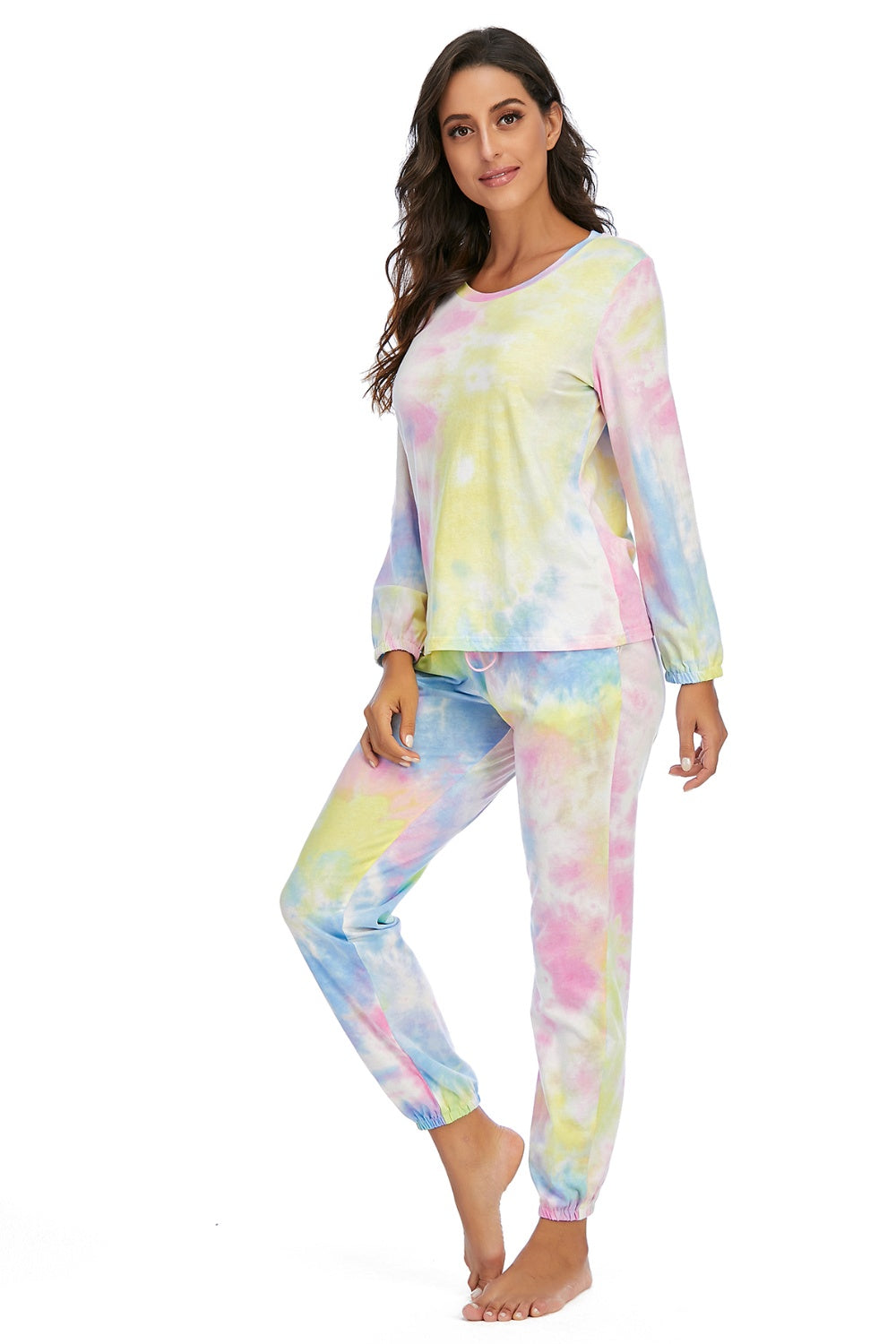 Tyra Tie-dye Rayon/Spandex Blend Drawsting Waist Top and Pants Two Piece Lounge Set (Multicolor)