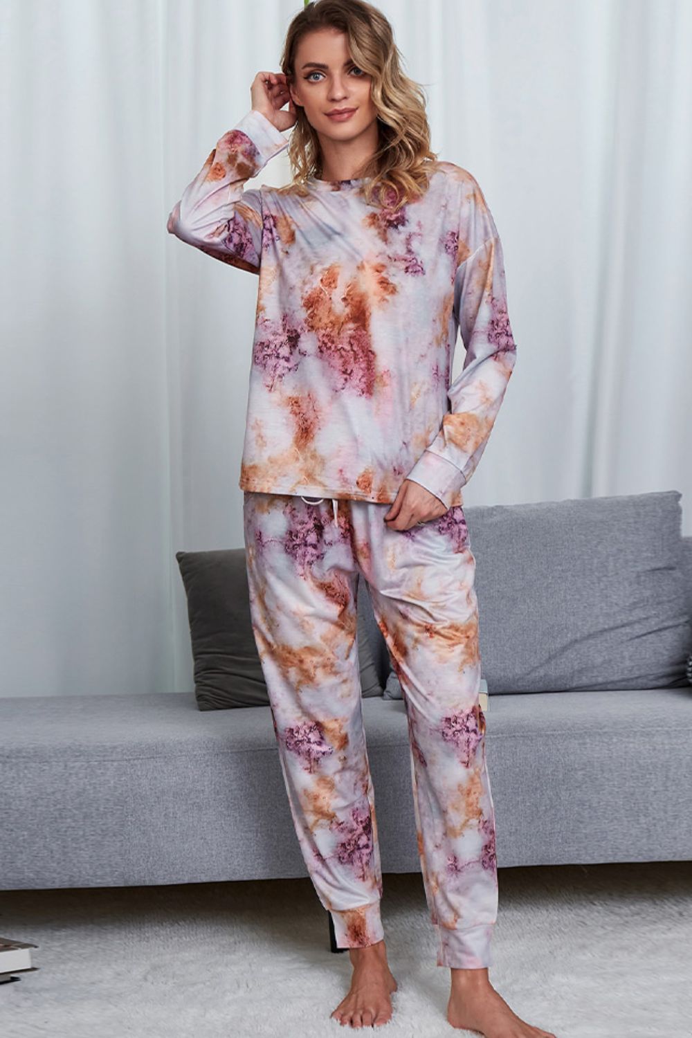 Tyra Tie-dye Polyester Blend Long Sleeve Top and Joggers Two Piece Lounge Set (Multicolor)