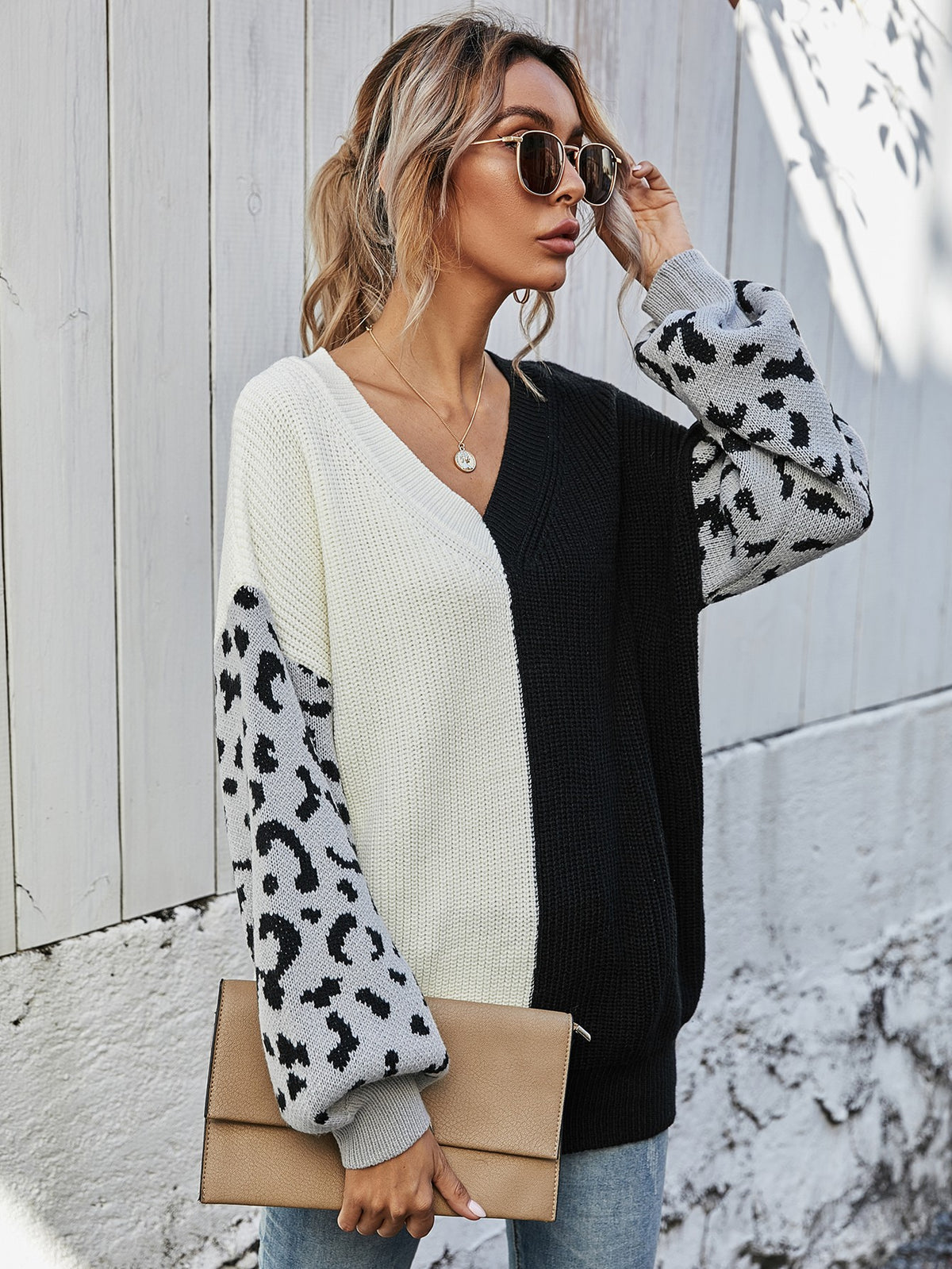 Samantha On Safari 100% Acrylic Long Sleeve Two Tone Leopard Print Color Block V-Neck Tunic Pullover Sweater (Multicolor)