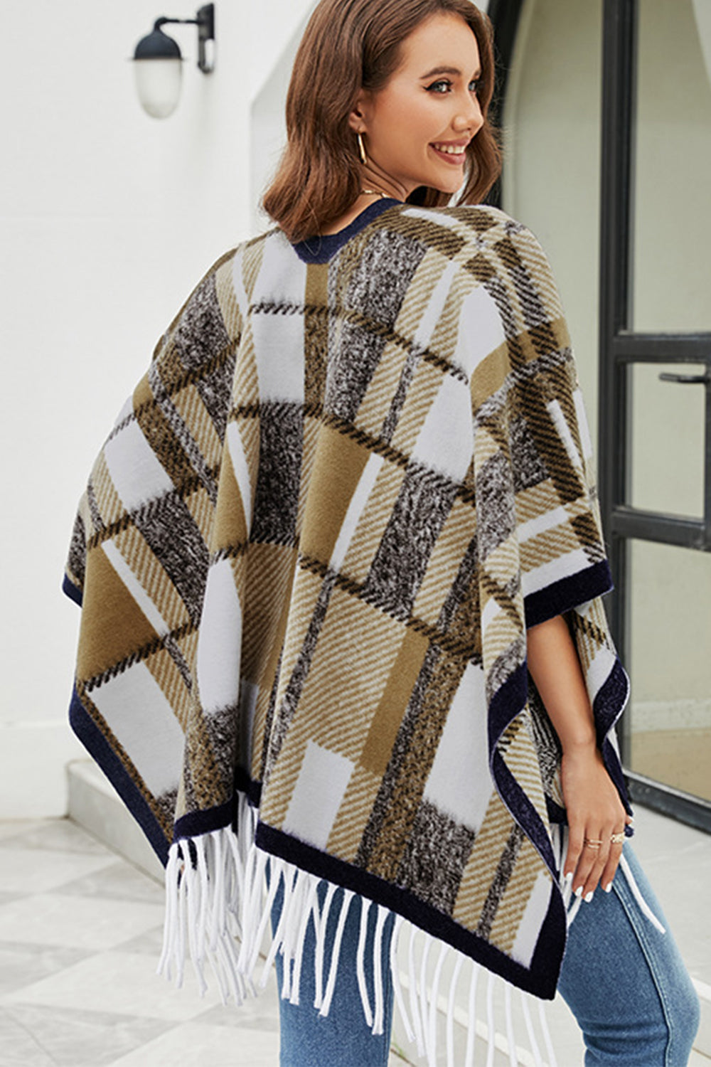 Monah Paloma Acrylic Blend Pretty-n-Plush Cloak Long Sleeve Fringe Detail Plaid Poncho (Multicolor)