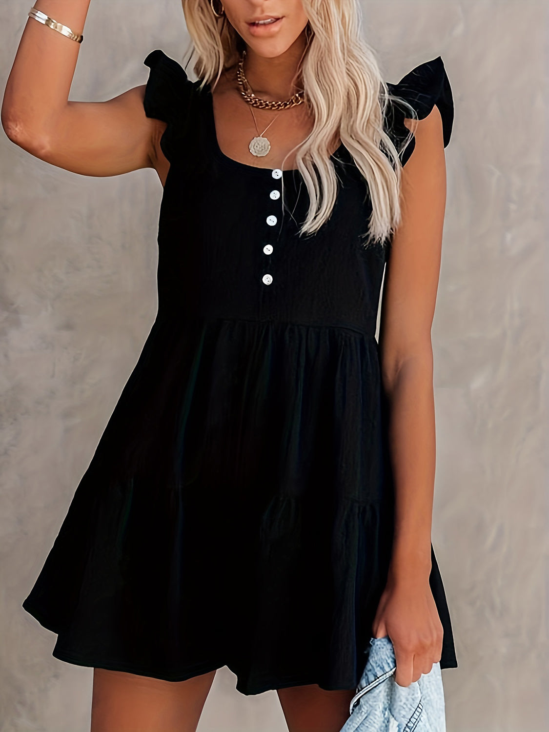 Our Best 100% Polyester Ruffled Detail Scoop Neck Sleeveless Romper (Black/White)