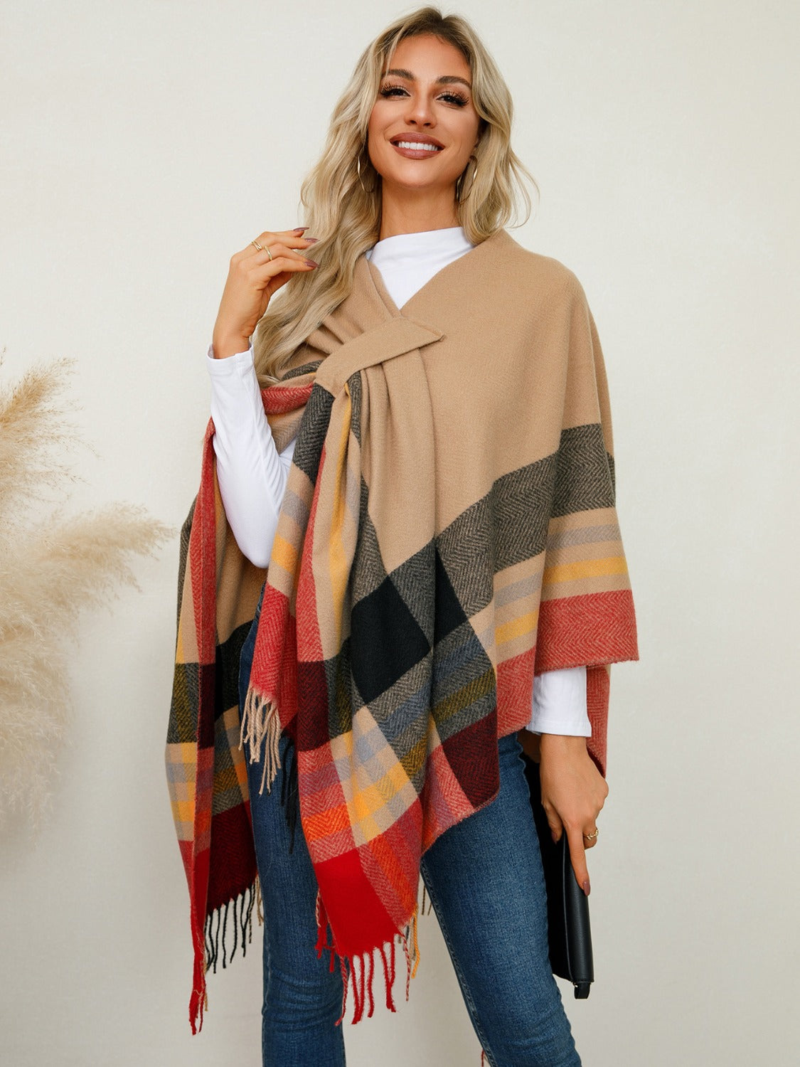 Monah Paloma Polyester Blend Pretty-n-Plush Fringe Detail Contrast Plaid Poncho (Multicolor)