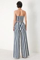 NAVY BLOSSOM WOVEN TUBE TOP