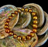 Golden Glow Freshwater Pearl Bracelet – 8–9mm Reiki-Infused Elegance (Medium Fit)