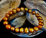 Golden Glow Freshwater Pearl Bracelet – 8–9mm Reiki-Infused Elegance (Medium Fit)