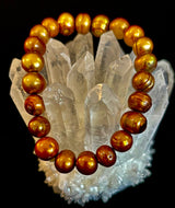 Golden Glow Freshwater Pearl Bracelet – 8–9mm Reiki-Infused Elegance (Medium Fit)
