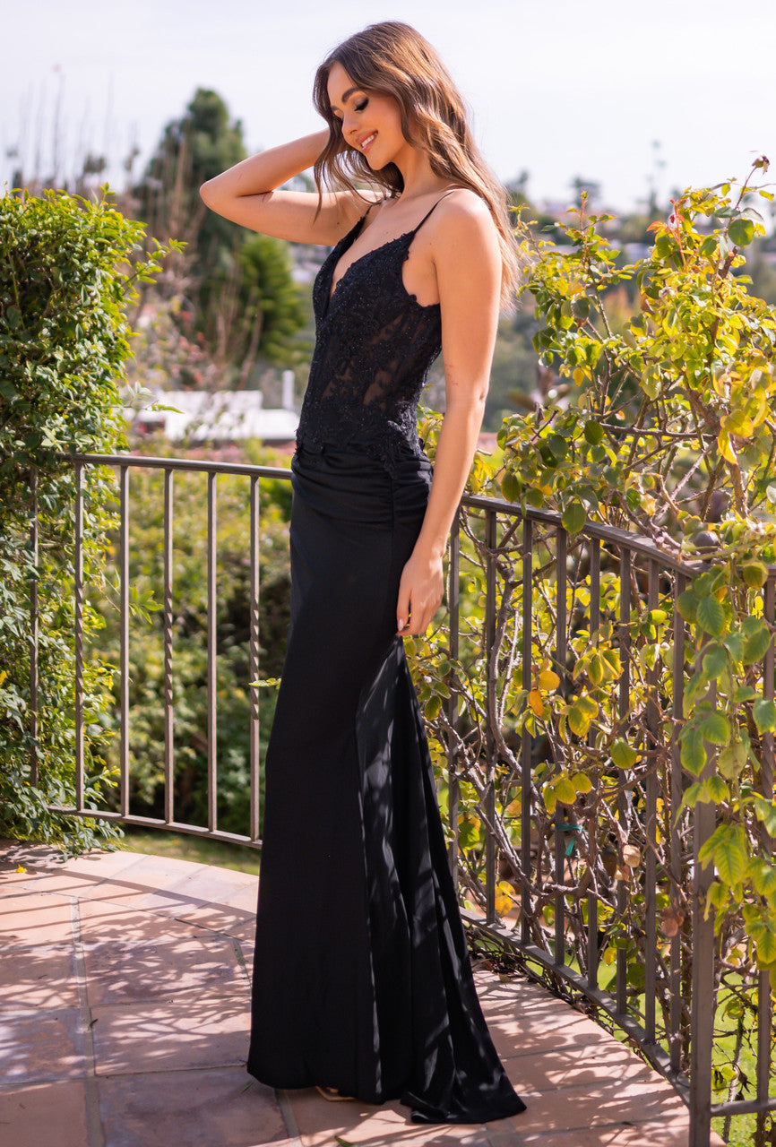 Sami Gown - Black