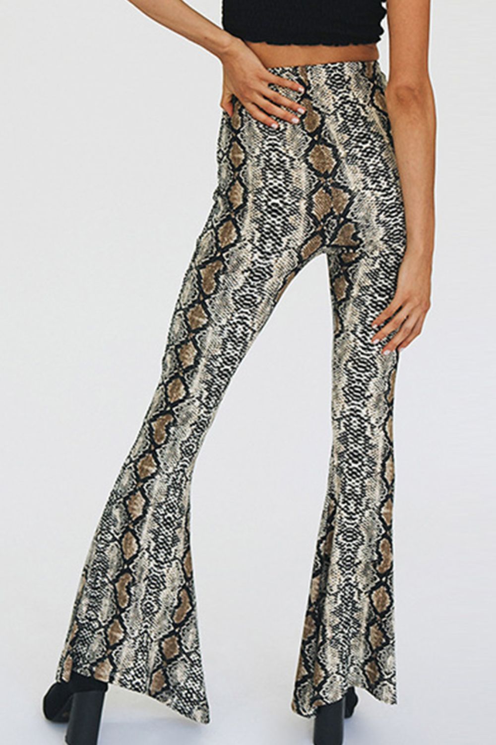 Samantha On Safari Polyester/Spandex Blend Snakeskin Print Super Stretchy Flare Pants (Snakeskin)