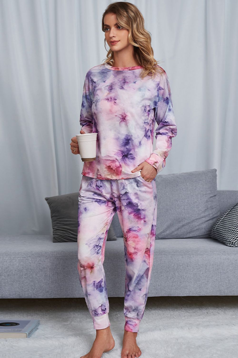 Tyra Tie-dye Polyester Blend Long Sleeve Top and Joggers Two Piece Lounge Set (Multicolor)