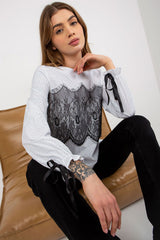  Blouse model 174947 Lakerta 