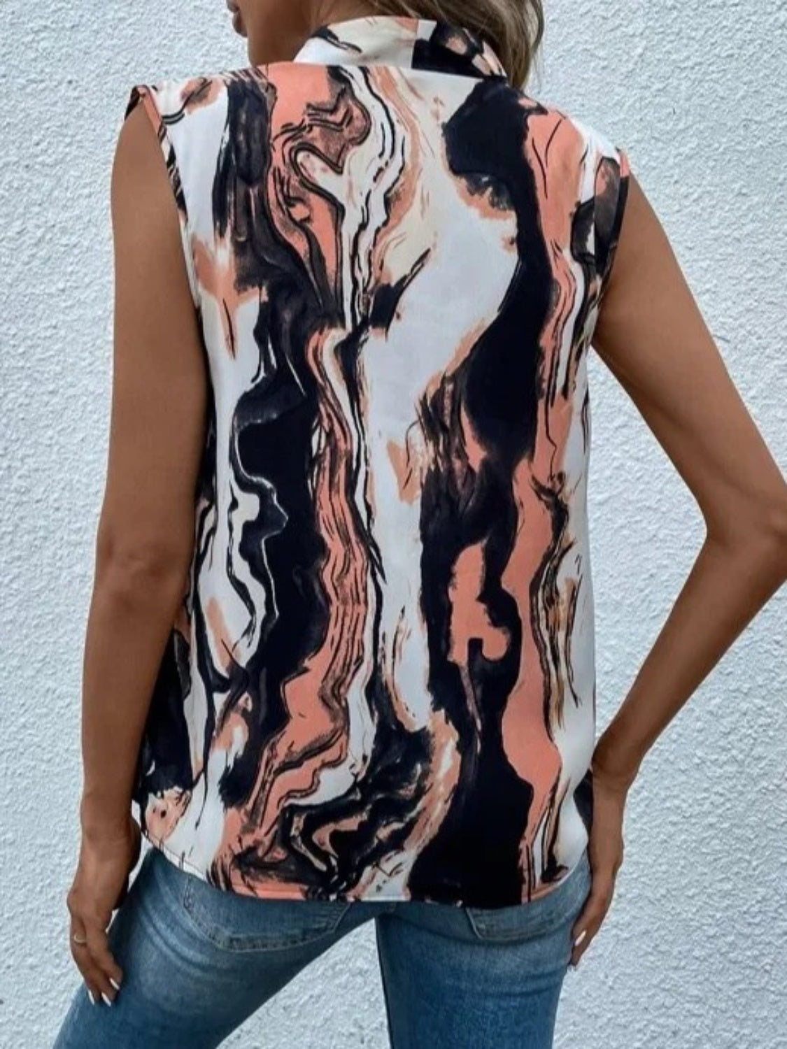 Fashion Plus 100% Polyester Sleeveless V-Neck Exotic Graphics Print Button Up Tank Top (Multicolors)