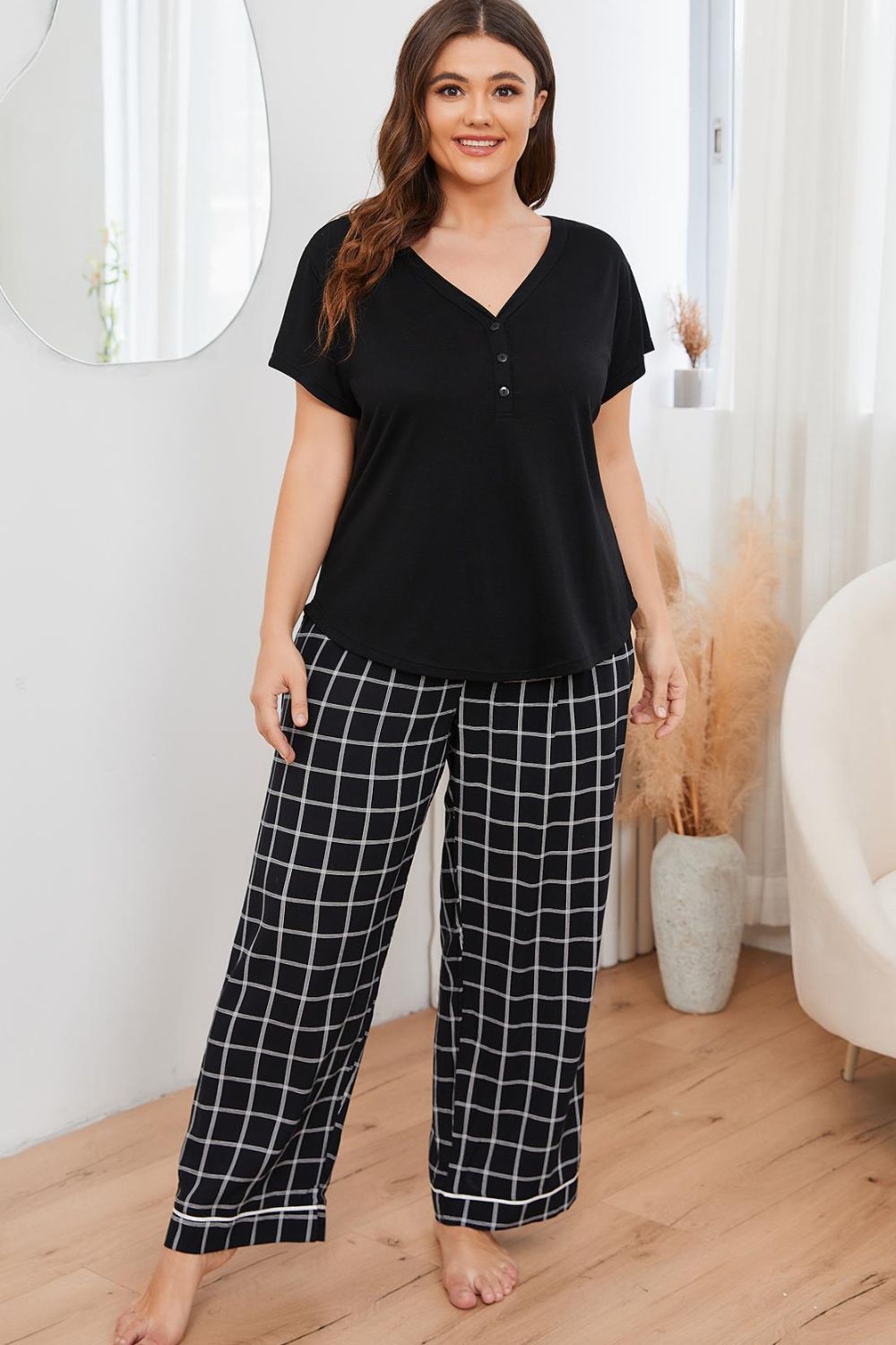 Plus Size Lovely Ladies Polyester Blend V-Neck Button Detail Top and Plaid Pants Loungewear Set (Black)