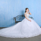 Luxury Wedding Dress Elegant Appliques Gown EDW12