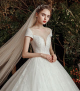 Luxury Wedding Dress With Sparkling Shiny Crystal Beads