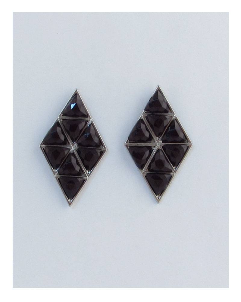Geometric diamond shape earrings