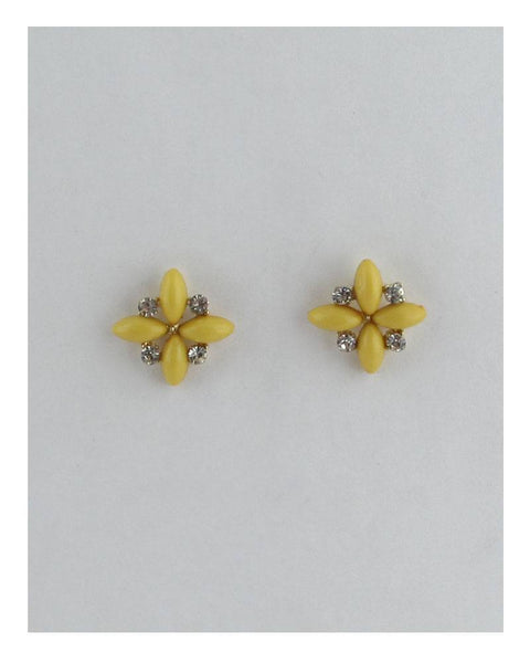 Four leaf flower stud earrings