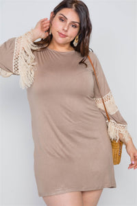Plus Size Lovely Ladies 95% Rayon 5% Spandex Crochet Detail Round Neckline Bohemian Vibes Mini Boho Dress (Mocha/Ivory)