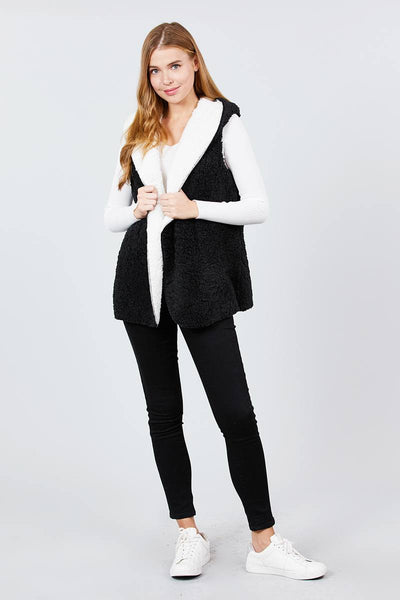 Larissa Marissa 100% Polyester Open Front Reversible Faux Fur Hoodie Vest (White/Black)