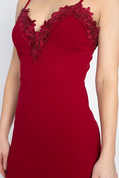 Floral Lace Polyester Blend Surplice Neckline Adjustable Cami Straps Embroidered Bodycon Mini Dress (Ruby)