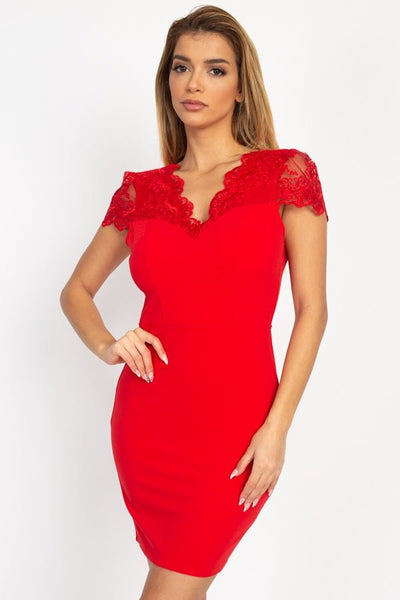 Sherri Sherrie 95% Polyester 5% Spandex V-neckline Knit Bodycon Floral Lace Cut-Out Back Detail Mini Dress (Red)