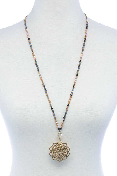 Stylish Sun Flower Pendant Beaded Necklace