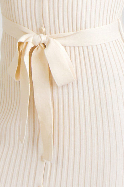 A Ribbed Sweater Knit Maxi Dress