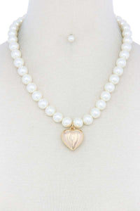 Puffy Heart Pearl Necklace
