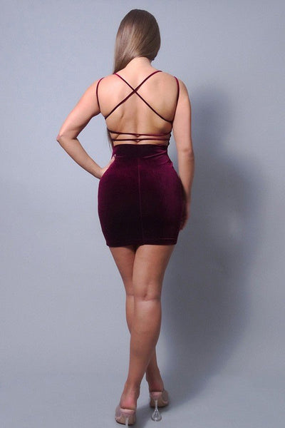 Our Best Polyester Blend Sexy Crossover Body Sculpting Velvet Fabric Deep-V Spaghetti Straps Mini Dress (Plum)