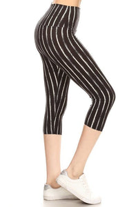 Yoga Style 98% Polyester 2% Spandex Banded Lined Stripe Printed Knit Capri Leggings (Multi)