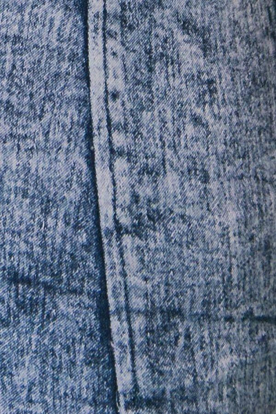 Darla Denim Diva 75% Cotton 23% Polyester 2% Spandex Round Neckline Zipper Detail Sleeveless Denim Mini Dress (Medium Wash)