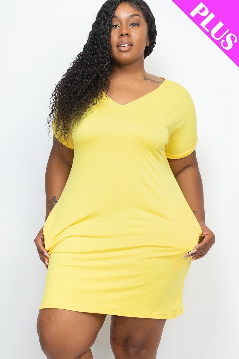 Plus Size Lovely Ladies 92% Polyester 8% Spandex Stretch Knit Cap Short Sleeves V-neck Solid Color Side Pocket Mini Dress (Yellow)