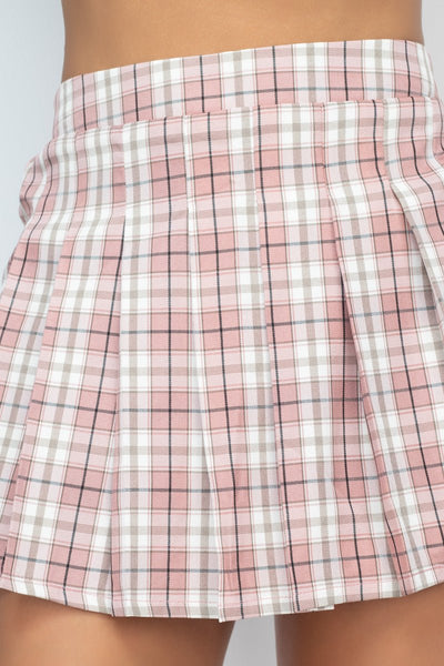 Come Plaid With Me 95% Polyester 5% Spandex Blend High Rise Pleated Design Pocket Detail Plaid Mini Skirt (Blush)