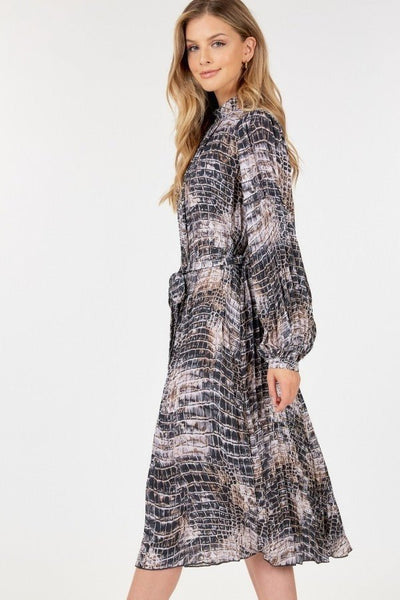 Samantha On Safari 100% Polyester Long Sleeve Pleated Snakeskin Print Midi Dress (Skin Multi)