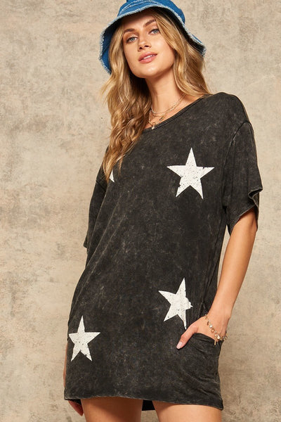 Our Best 100% Rayon Vintage-Style Stars Graphic Print Round Neckline Short Sleeves Mini Dress (Charcoal)