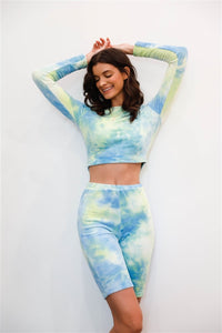 Our Best 95% Polyester 5% Spandex Multicolor Tie-dye Velvet Cropped Long Sleeve Top & Biker Shorts Two Set (Green)