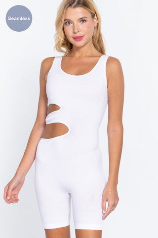 Fiona Fitness Nylon/Spandex Seamless One Piece Circle Fastener Cut-out Detail Romper (White)