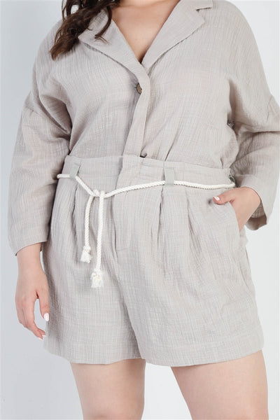 Plus Size Lovely Ladies 96% Polyester 4% Spandex Grey Button-up Collared Neck Blazer High Waist Shorts Set (Grey)