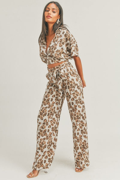 Our Best 79% Polyester 18% Rayon 3% Spandex Batwing Sleeve Crop Top & Palazzo Pant Two Piece Animal Print Set (Taupe/Brown)