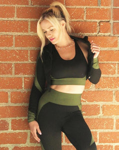 Trois Seamless High Collared Cool Down Sports Workout Jacket By Savoy Active - Pair With The Trois Legging and Sports Bra Set (Black/Green)